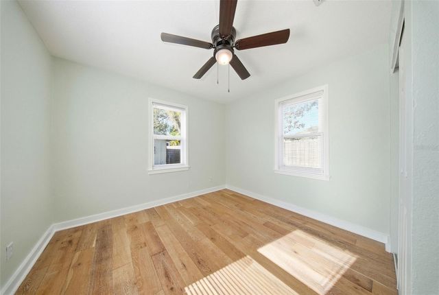 2010 30TH AVE NORTH AVENUE N, St Petersburg, FL 33713