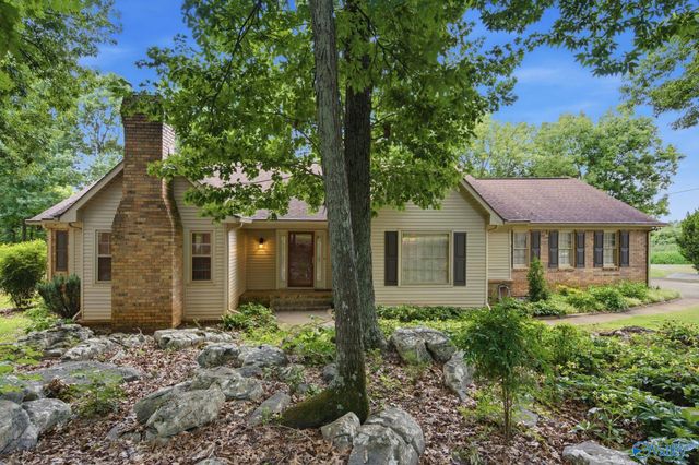 815 Baylor Drive, Huntsville, AL 35802