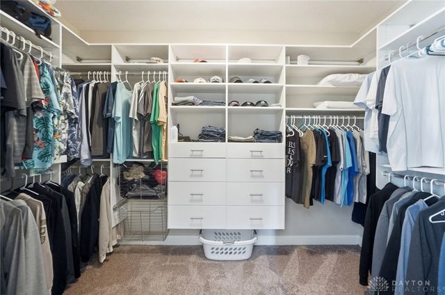 1123 Chambrey Court, Clearcreek Twp, OH 45458