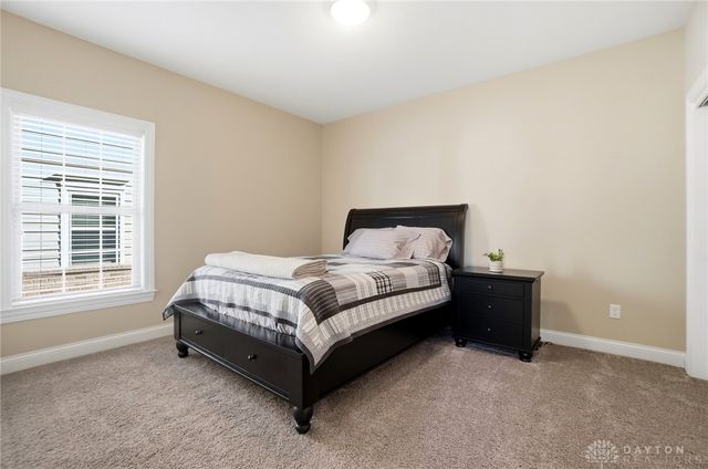 1123 Chambrey Court, Clearcreek Twp, OH 45458