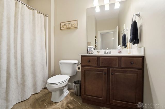 1123 Chambrey Court, Clearcreek Twp, OH 45458