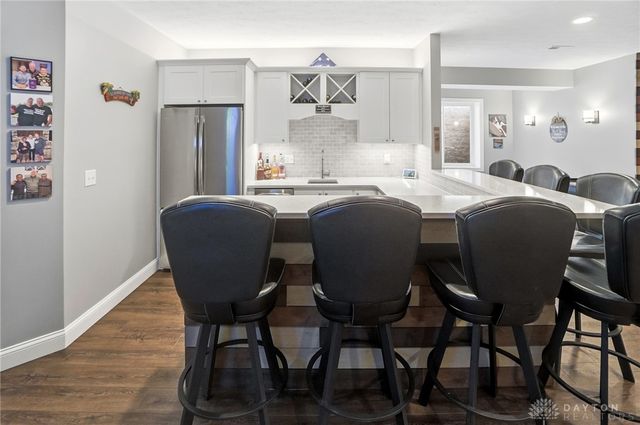 1123 Chambrey Court, Clearcreek Twp, OH 45458