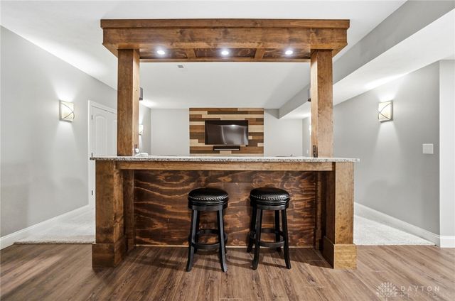 1123 Chambrey Court, Clearcreek Twp, OH 45458