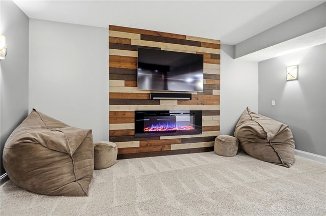 1123 Chambrey Court, Clearcreek Twp, OH 45458