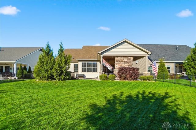 1123 Chambrey Court, Clearcreek Twp, OH 45458