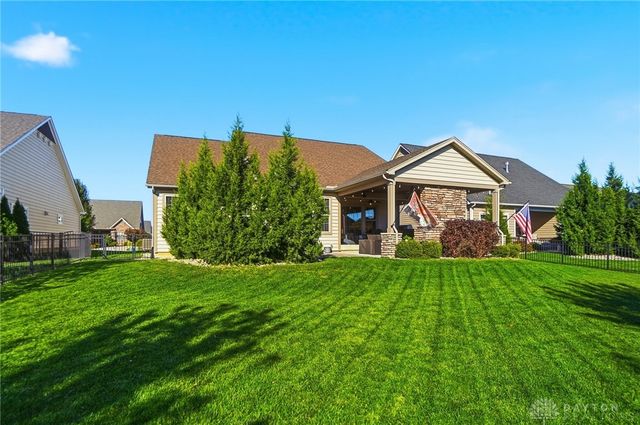 1123 Chambrey Court, Clearcreek Twp, OH 45458