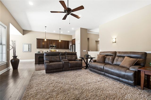 1123 Chambrey Court, Clearcreek Twp, OH 45458