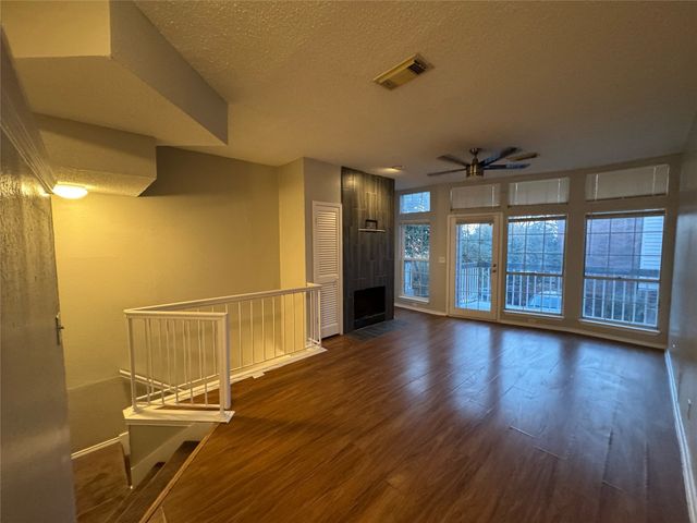 7474 Fair Oaks Avenue 7409, Dallas, TX 75231