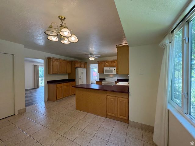 595 E MEADOWLARK RD, Orem, UT 84097