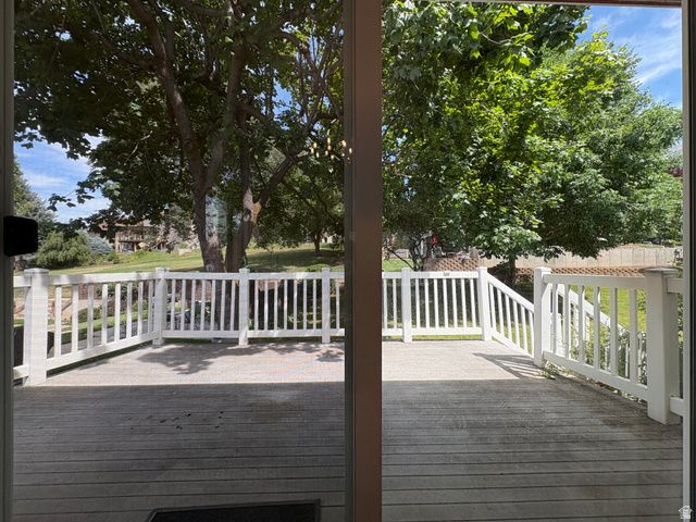 595 E MEADOWLARK RD, Orem, UT 84097