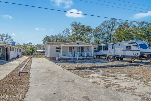 528 Live Oak Drive, Sunset Beach, NC 28468