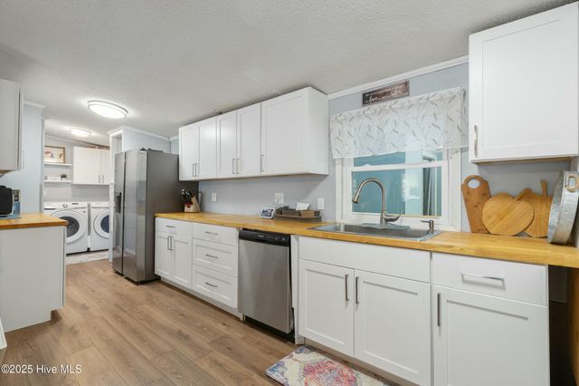 528 Live Oak Drive, Sunset Beach, NC 28468