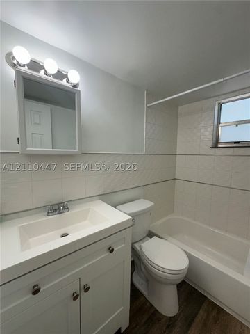 2325 Arthur St 14, Hollywood, FL 33020