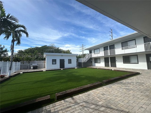2325 Arthur St 14, Hollywood, FL 33020