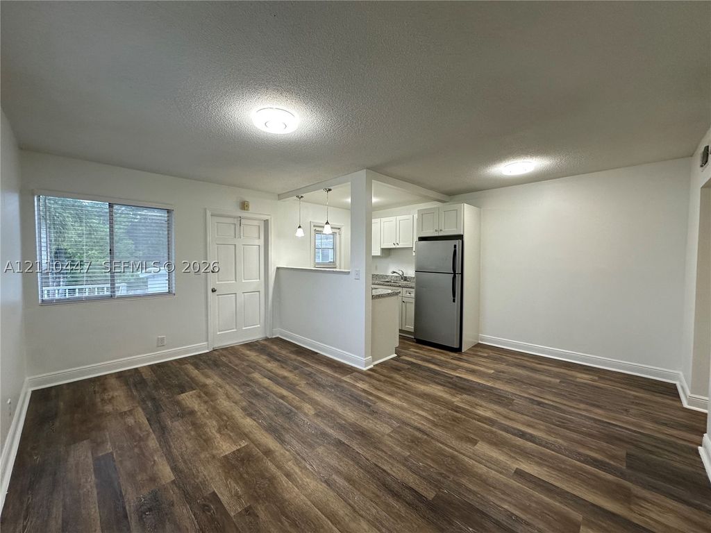 2325 Arthur St 14, Hollywood, FL 33020
