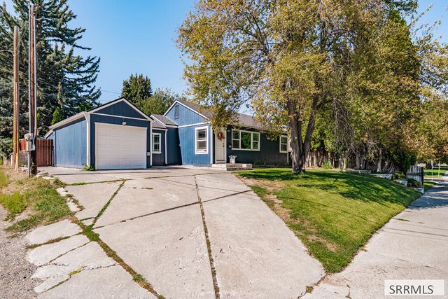 1640 S Boulevard, Idaho Falls, ID 83402