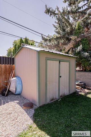 1640 S Boulevard, Idaho Falls, ID 83402