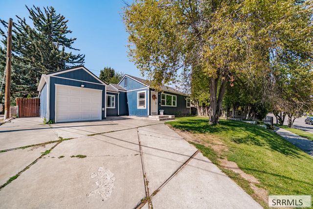 1640 S Boulevard, Idaho Falls, ID 83402