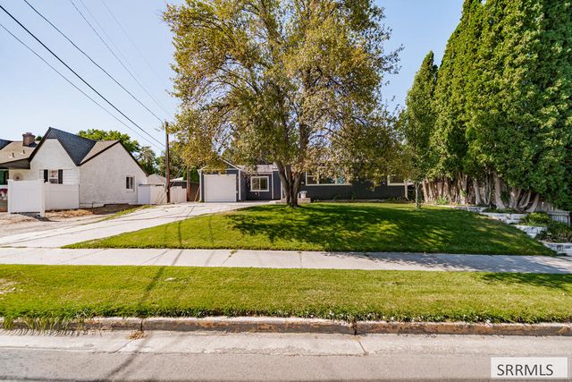 1640 S Boulevard, Idaho Falls, ID 83402