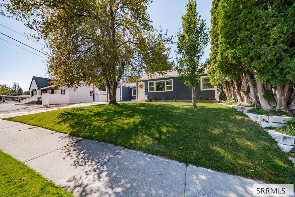 1640 S Boulevard, Idaho Falls, ID 83402