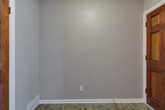 5623 MAGNOLIA WOODS DR, Bartlett, TN 38134