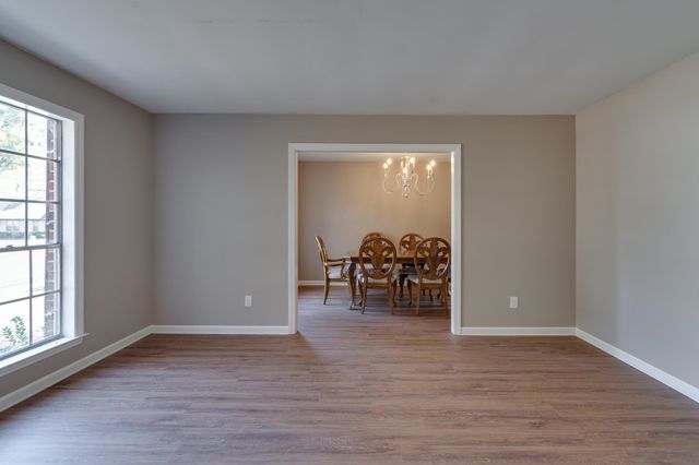 5623 MAGNOLIA WOODS DR, Bartlett, TN 38134