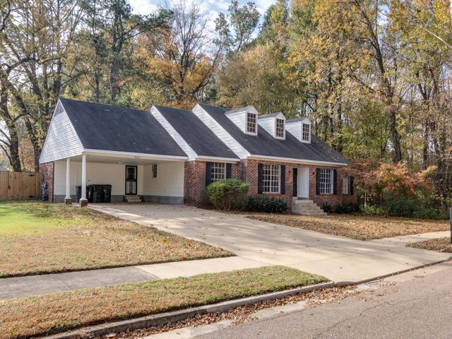 5623 MAGNOLIA WOODS DR, Bartlett, TN 38134