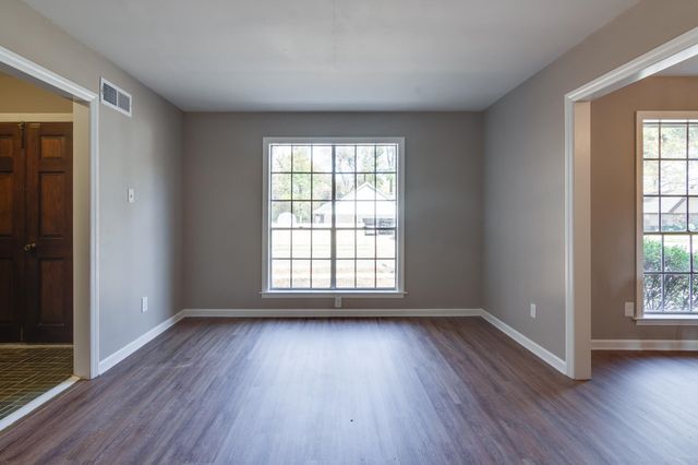 5623 MAGNOLIA WOODS DR, Bartlett, TN 38134