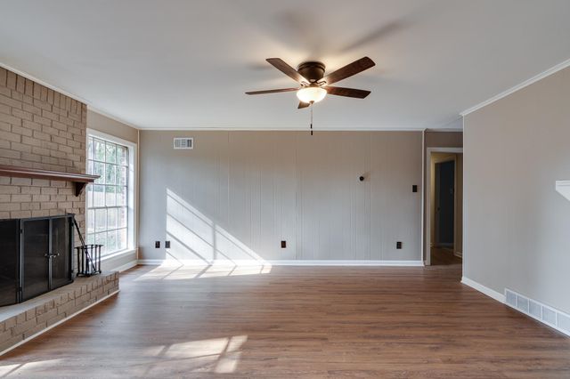 5623 MAGNOLIA WOODS DR, Bartlett, TN 38134