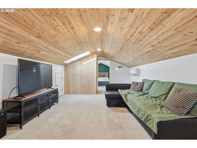 19350 Sw MURPHY St, Beaverton, OR 97078