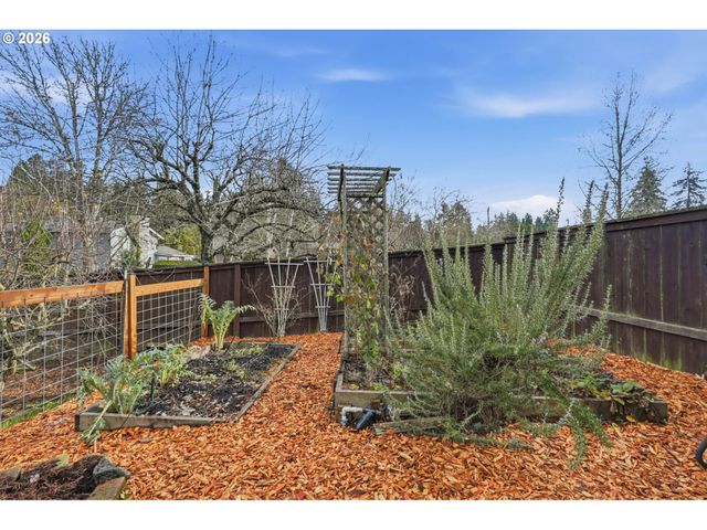 19350 Sw MURPHY St, Beaverton, OR 97078