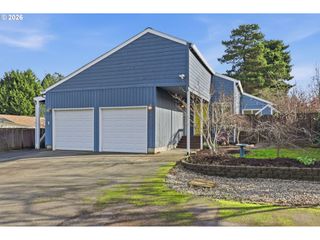 19350 Sw MURPHY St, Beaverton, OR 97078