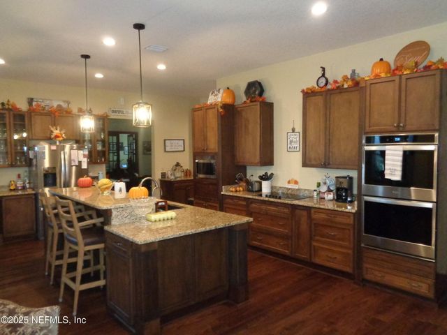 8995 BARREL FACTORY Road, Hastings, FL 32145