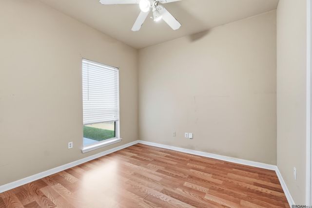 9220 Pecan Tree Dr, Baton Rouge, LA 70810