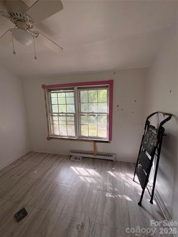 5427 Kildare Drive, Charlotte, NC 28215
