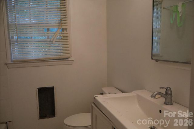 5427 Kildare Drive, Charlotte, NC 28215