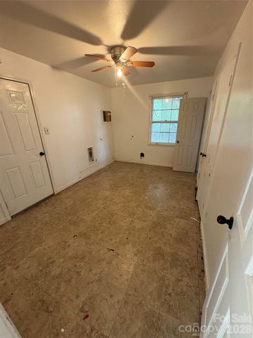 5427 Kildare Drive, Charlotte, NC 28215