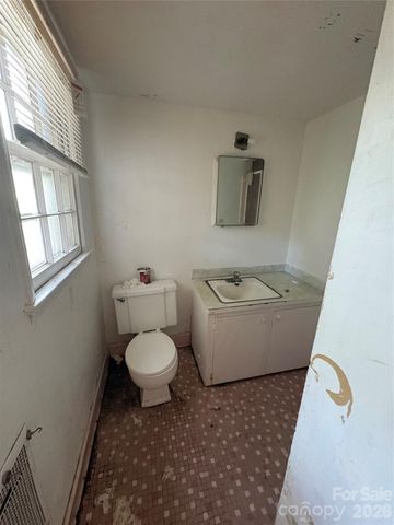 5427 Kildare Drive, Charlotte, NC 28215