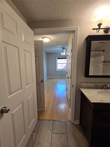 1910 E PALM AVENUE 11210, Tampa, FL 33605