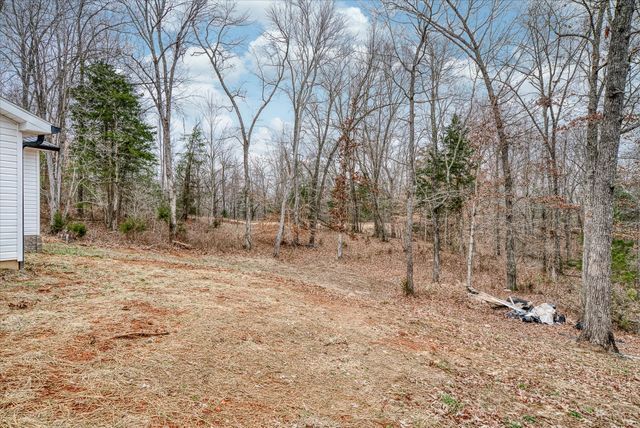 275 Eckles Cemetery Rd, Livingston, TN 38570