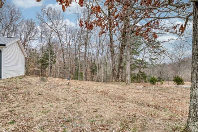 275 Eckles Cemetery Rd, Livingston, TN 38570