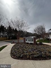 3810 LIGHTFOOT ST #206, Chantilly, VA 20151