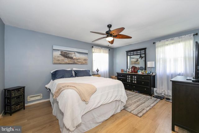 115 CLEVELAND AVE, Cherry Hill, NJ 08002