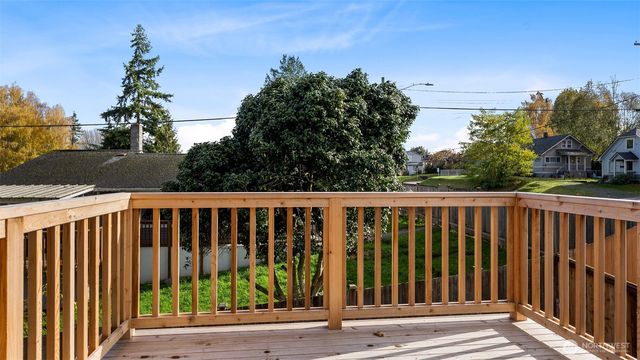 3205 19th Street, Everett, WA 98201