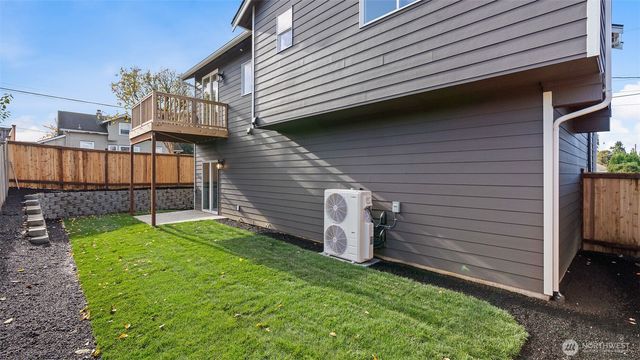 3205 19th Street, Everett, WA 98201