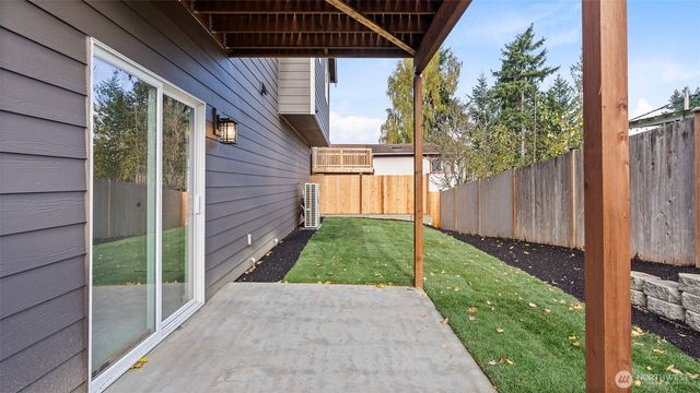 3205 19th Street, Everett, WA 98201