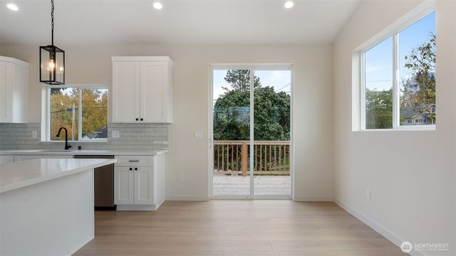 3205 19th Street, Everett, WA 98201