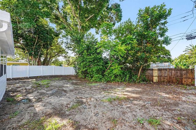 10510 112TH AVE, Largo, FL 33773