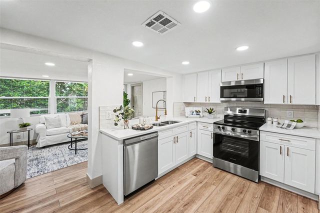 10510 112TH AVE, Largo, FL 33773