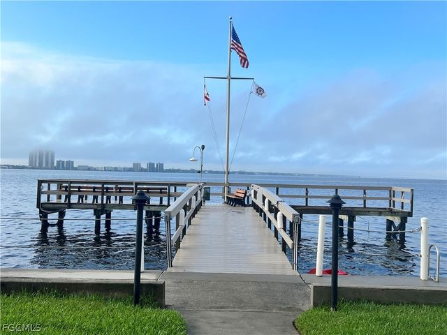 3490 N Key DR 301, North Fort Myers, FL 33903